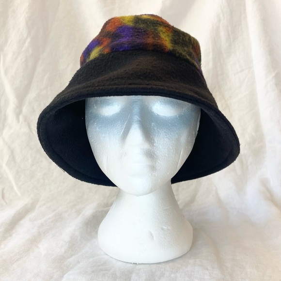 Vintage 90s Fleece Bucket Hat - Picture 9 of 14